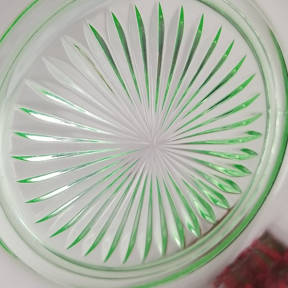 Depression Era Green Uranium Underplates - Picture 8 of 14